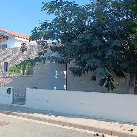 Anthea-beach-private Pool *