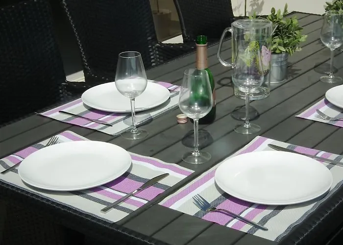 Anthea-beach-private Pool *