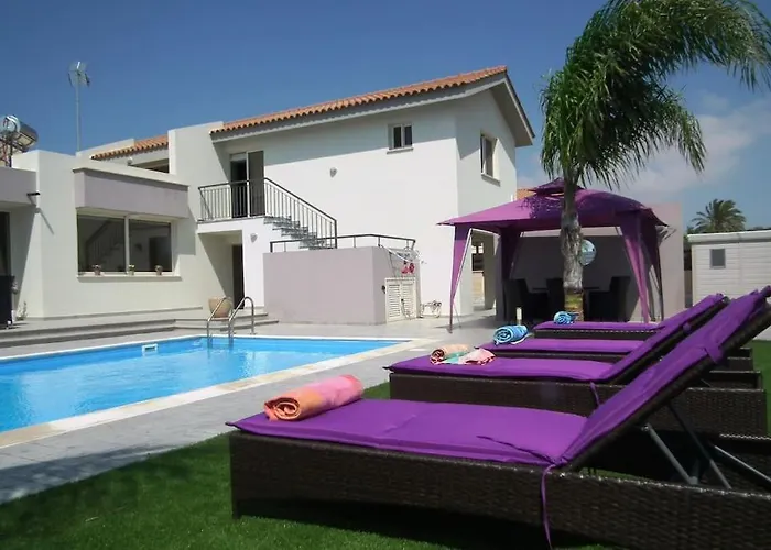 Anthea-beach-private Pool * Meneou